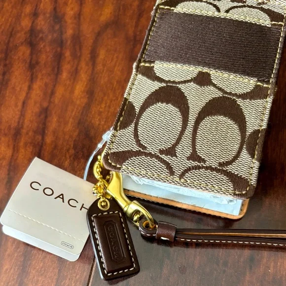 NEW Coach Signature Brown and Tan iPod Case Holder NWT - Picture 8 of 11